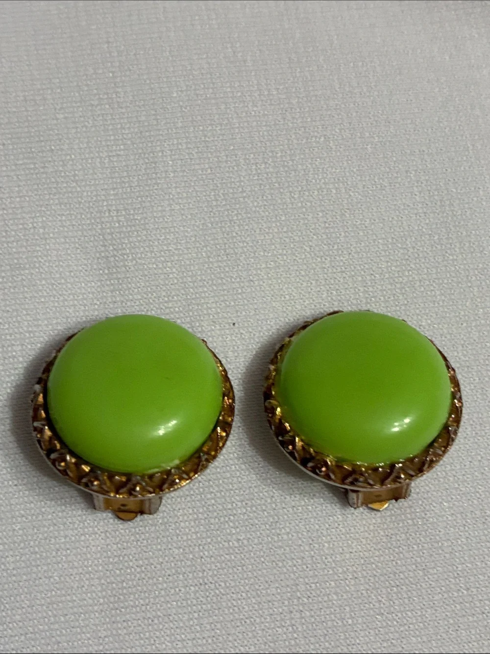 Vintage Lime Green Cabochon Clip-On Earrings